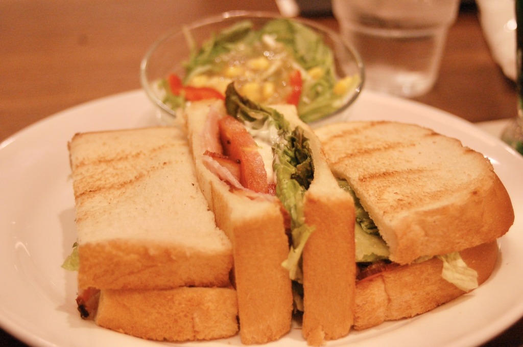 下北沢　珈琲館　サンドイッチ